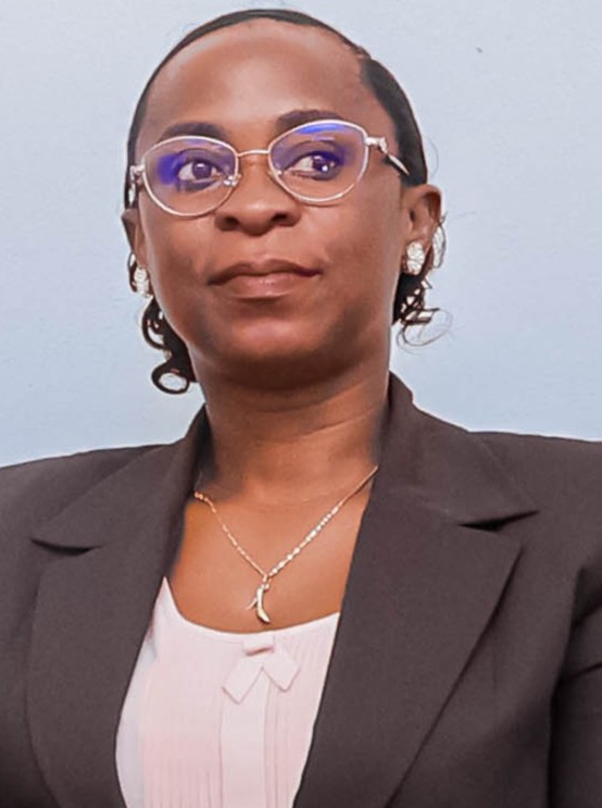 Mme Christine NIRAGIRA